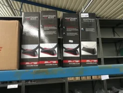 5#5221 Magazzino ricambi per biciclette