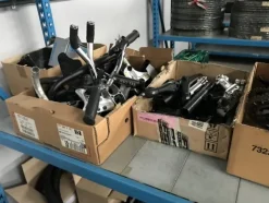 5#5221 Magazzino ricambi per biciclette