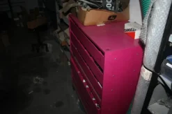 25#5890 Magazzino ricambi per trattori motoseghe e decespugliatori