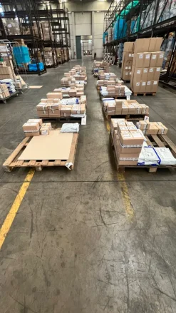 Magazzino / spazi logistici 2500 metri quadri Latina