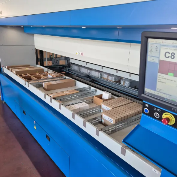 Magazzino verticale automatico a cassetti Ferretto