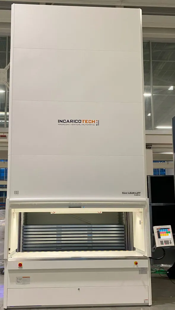 Magazzino verticale automatico in ottime condizioni