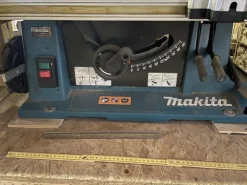 MAKITA 2704N SEGA CIRCOLARE USATA POCHISSIMO
