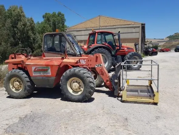 19#3287 Manitou MVT 730