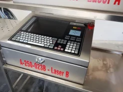 MARCATORE CODIFICATORE LASER – DOMINO (COD-5)
