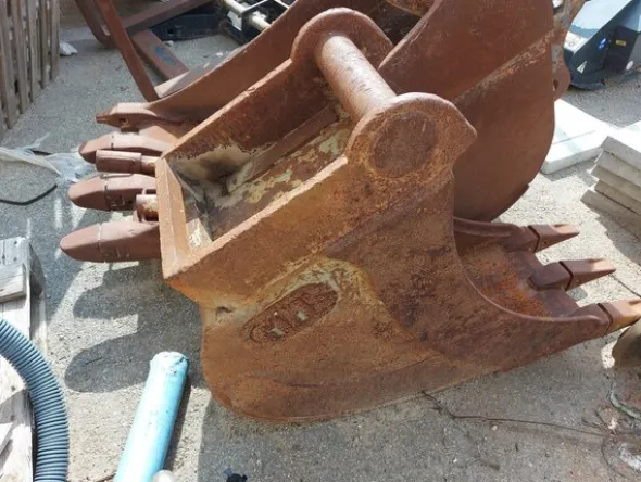 31#5562 Martellone per escavatore Caterpillar