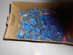 34#7585 Materiale e componentistica elettronica