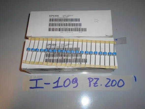 34#7585 Materiale e componentistica elettronica