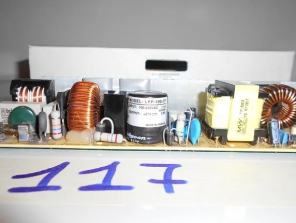 34#7585 Materiale e componentistica elettronica