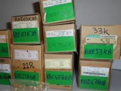 33#7585 Materiale e componentistica elettronica