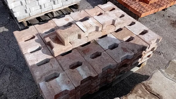 Materiale edile usato