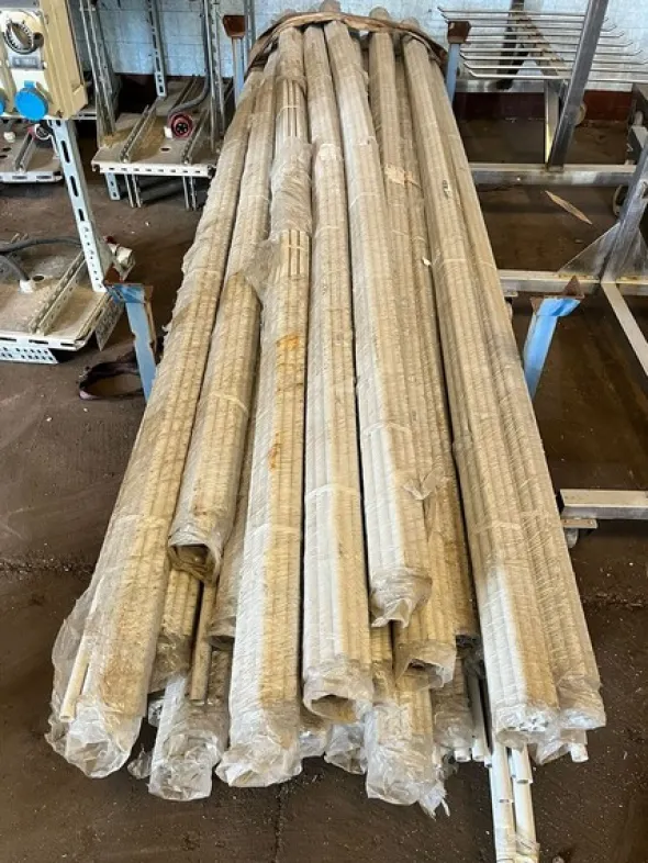 7#8355 Materiale elettrico