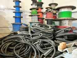 7#8355 Materiale elettrico