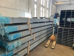 7#8355 Materiale elettrico