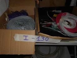 2#7585 Materiale elettrico