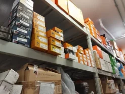 3#7287 Materiale elettrico e accessori per illuminazione