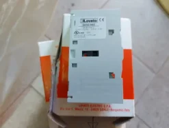 4#8021 Materiale elettrico ed informatico