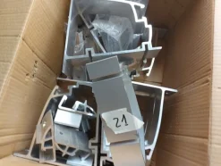 4#8021 Materiale elettrico ed informatico