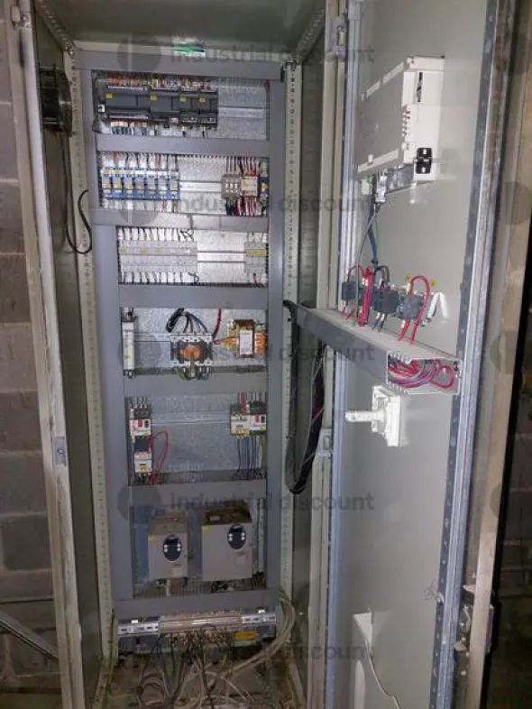 1#10187 Materiale ferroso e infissi e arredi da ufficio