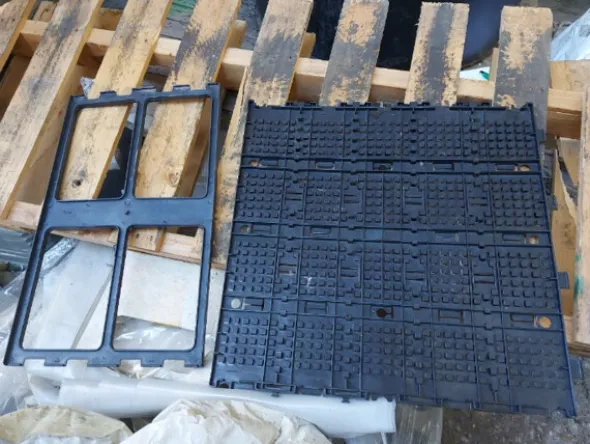 1#8360 Materiale in plastica