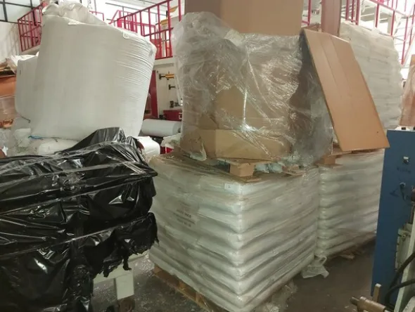 1#8012 Materie prime e rimanenze magazzino perproduzione sacchetti