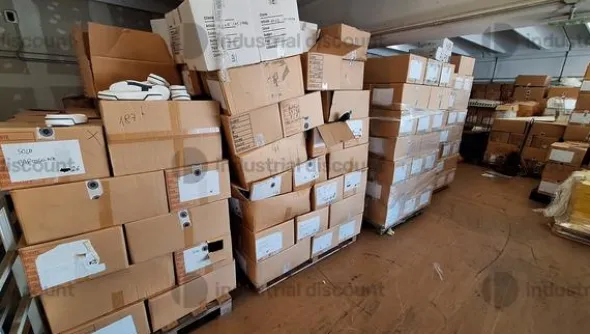 159#9909 Materie prime per stampaggio plastica