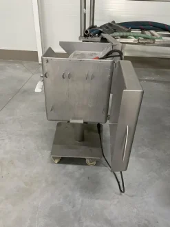 Meat Cutter