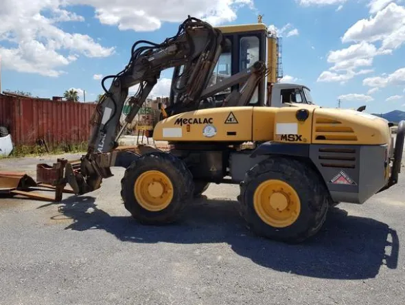 25#4479 MECALAC