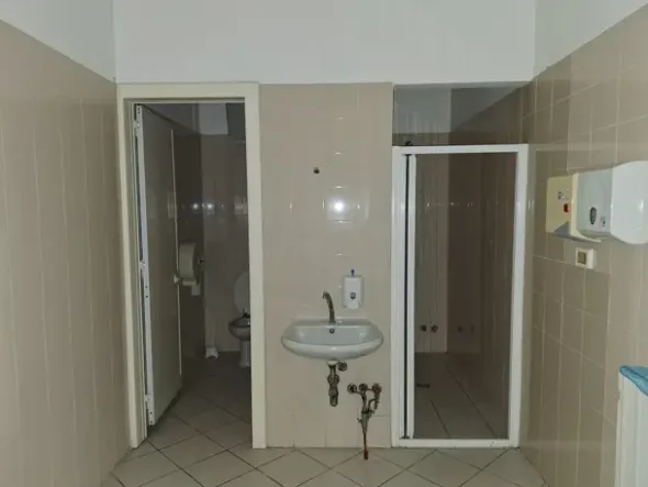#2537463 Mensa con cucina e servizi