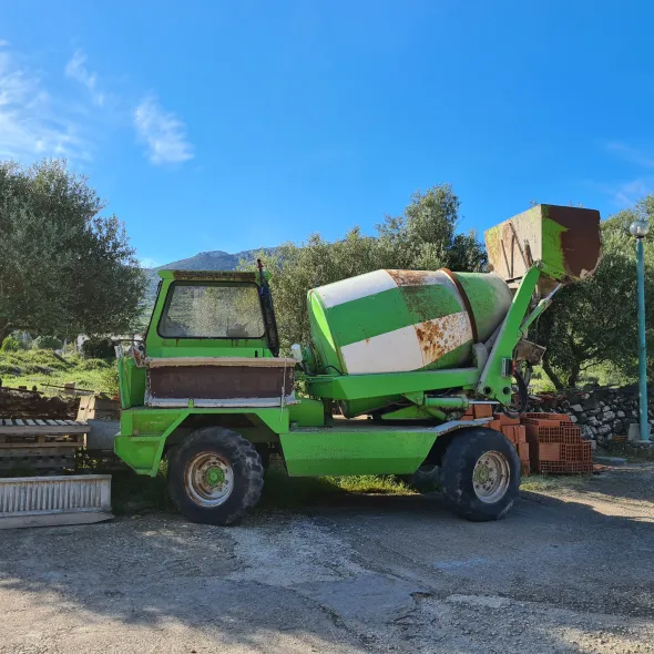 Merlo dumper betoniera dbm 2500