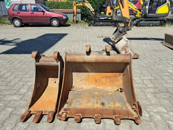 5#8492 Miniescavatore Case CX 37