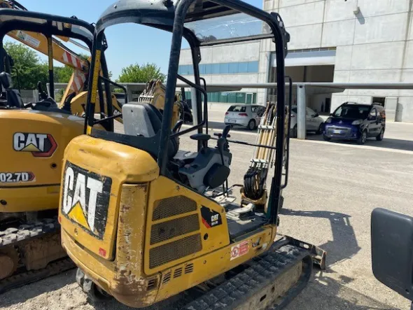 Mini escavatore Caterpillar 301.7