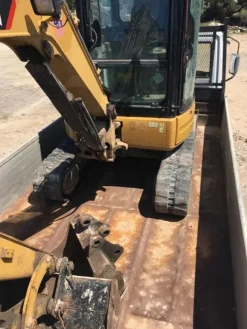44#5562 Miniescavatore cingolato Caterpillar