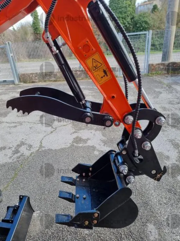 1#10028 Mini escavatore Gforce motore Koop