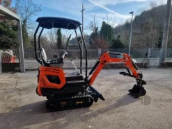 2#10028 Mini escavatore Gforce motore Kubota