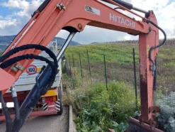 19#6799 Miniescavatore Hitachi