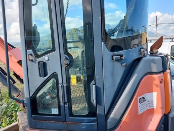 19#6799 Miniescavatore Hitachi