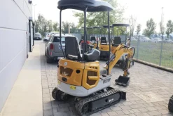 Mini escavatore IRE18 nuovo
