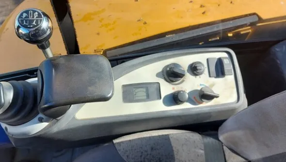 2#6792 Miniescavatore JCB