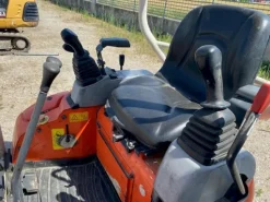 Mini escavatore Kubota U15 3