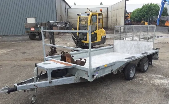 MINI ESCAVATORE VOLVO EC15B XTV + RIMORCHIO