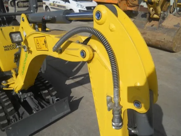 2#5024 Mini escavatore Wacker Neuson 803