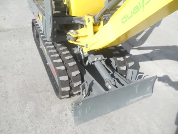 2#5024 Mini escavatore Wacker Neuson 803