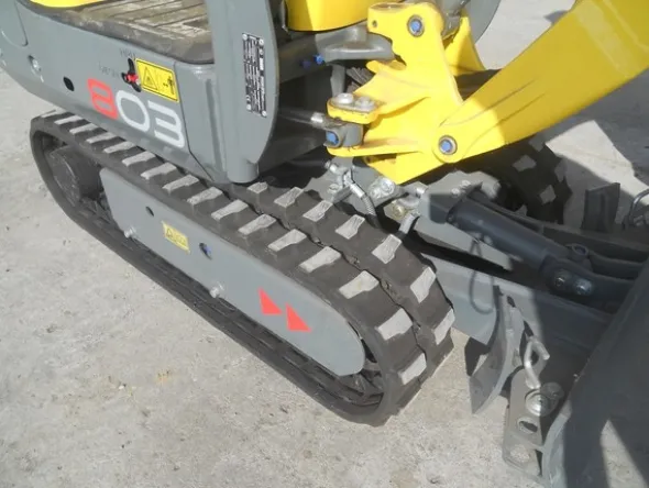2#5024 Mini escavatore Wacker Neuson 803