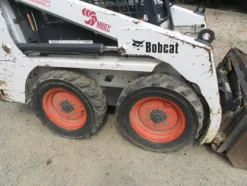 3#4561 Minipala Bobcat 553