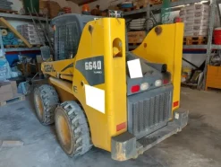 3#8118 Minipala gommata Gehl 6640