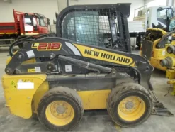 8#3444 Minipala semovente New Holland