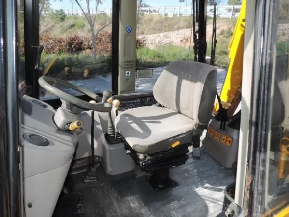 1#3513 Mini terna JCB 2 DX