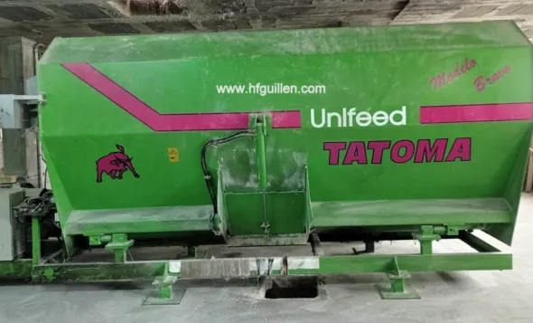 MISCELATORE UNIFEED TATOMA 6.000 KG CON CELLE DI CARICO