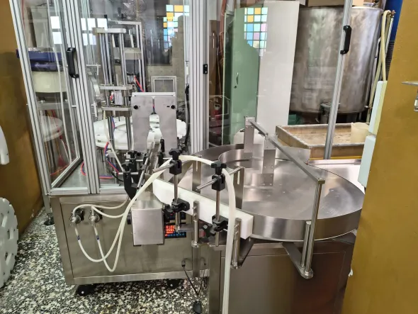 M320 Monoblocco riempimento usato X distillati 1000 BPH